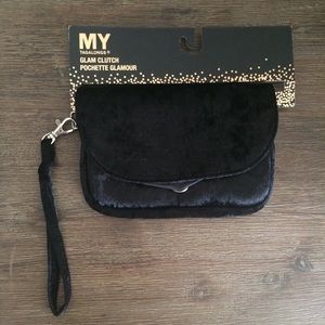 Glam Clutch